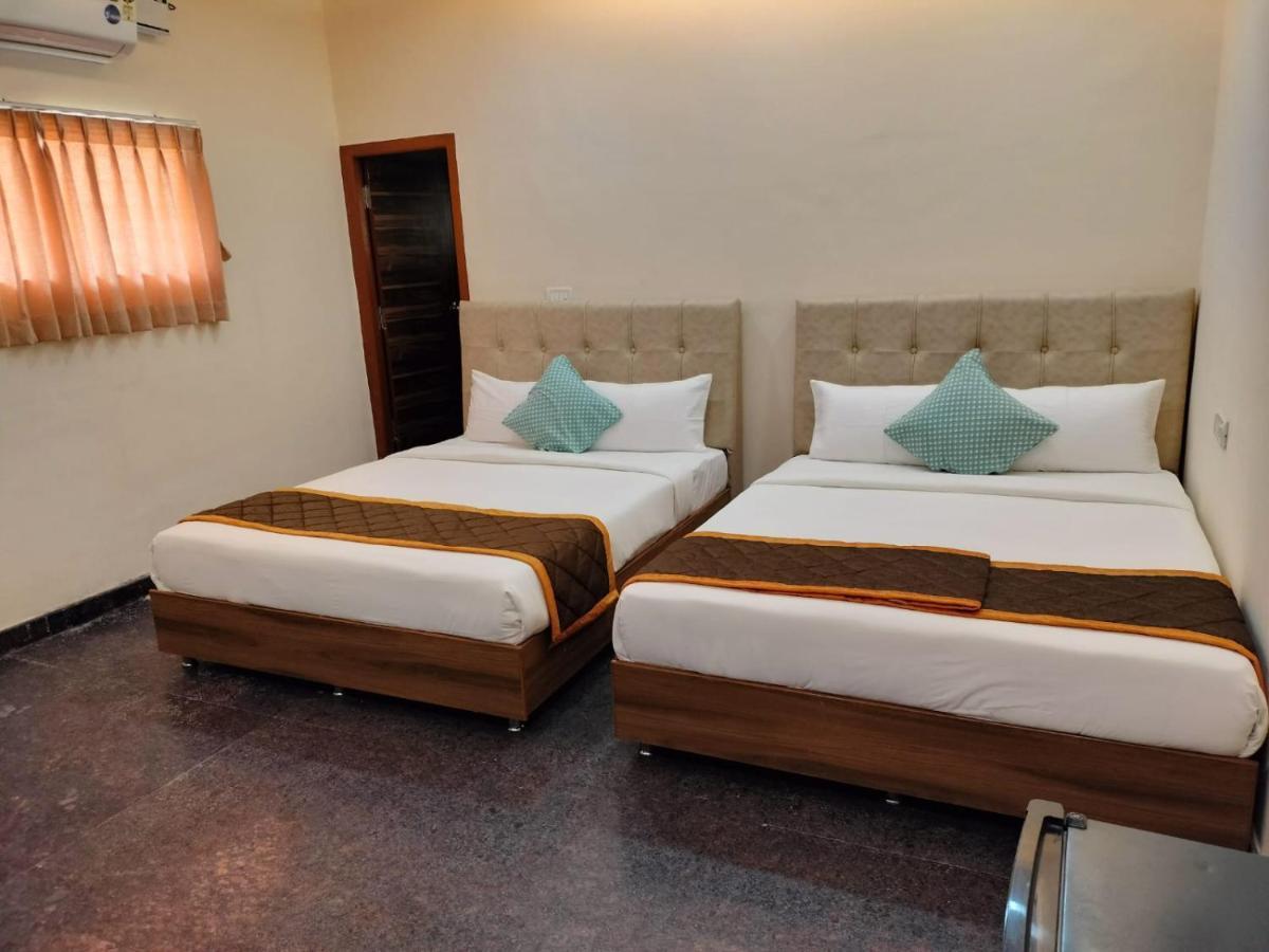 העיר בנגלור Otel Feel Comfort מראה חיצוני תמונה